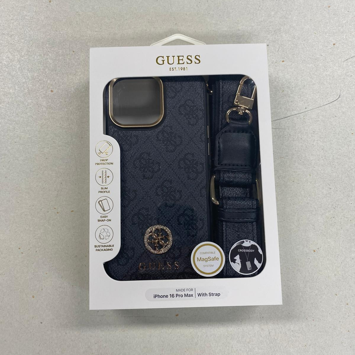 GUESS HardCase MagSafe 4G PU W/ Strass Logo & Big Strap Metal Buttons Black iPhone 16 Pro Max